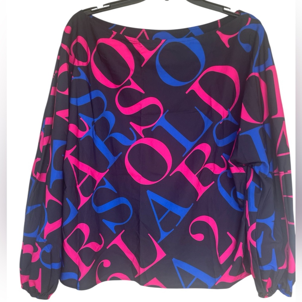 Blouse with Long Sleeves. Size XL.